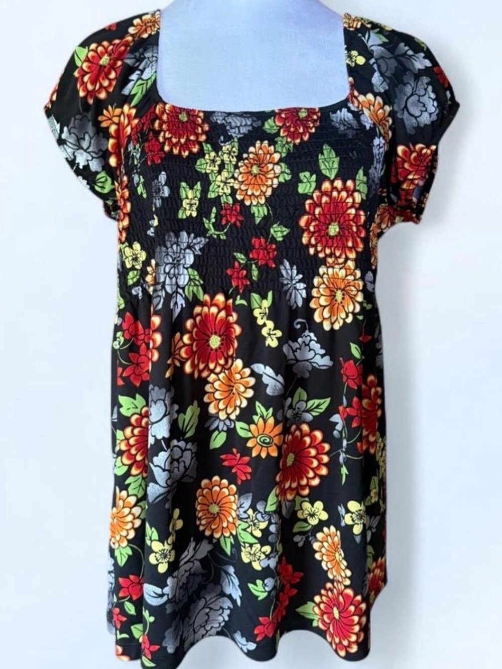 Black Smocked Floral Babydoll Top Orange Red Print RQT • Size M Fits L